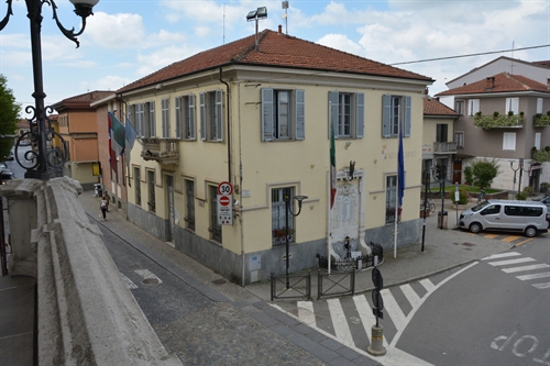 Il municipio.